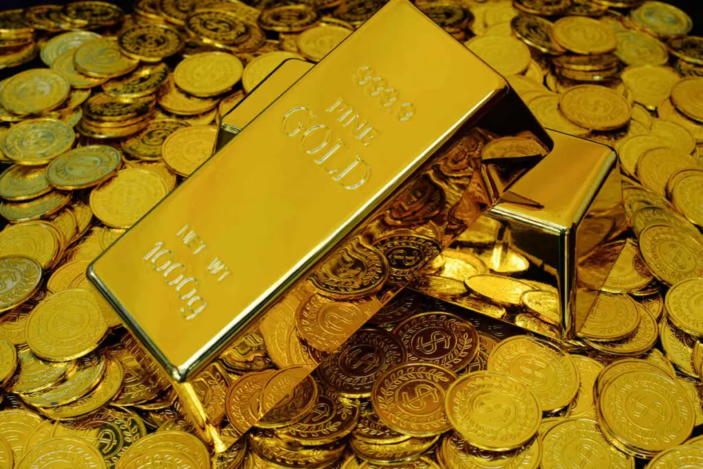 investing-in-physical-gold-gold-coins-vs-gold-bars
